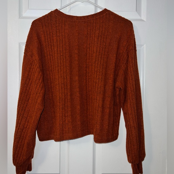 Sweater - Picture 2 of 2